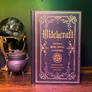 Witchcraft : A Handbook of Magic Spells and...